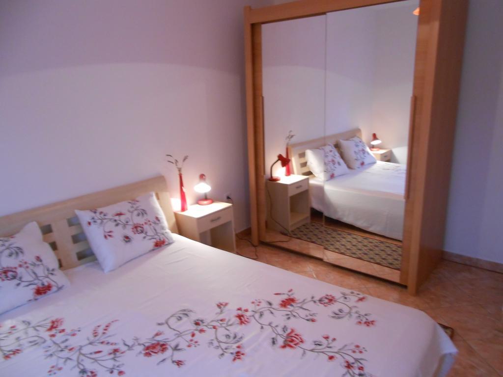 Apartments Luvi Трогир Номер фото